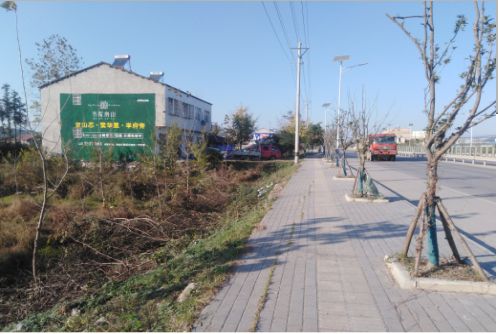 通海书山南院墙体广告